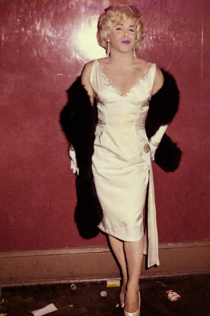 Under Cover A Secret History of Cross Dressers QUEERGURU