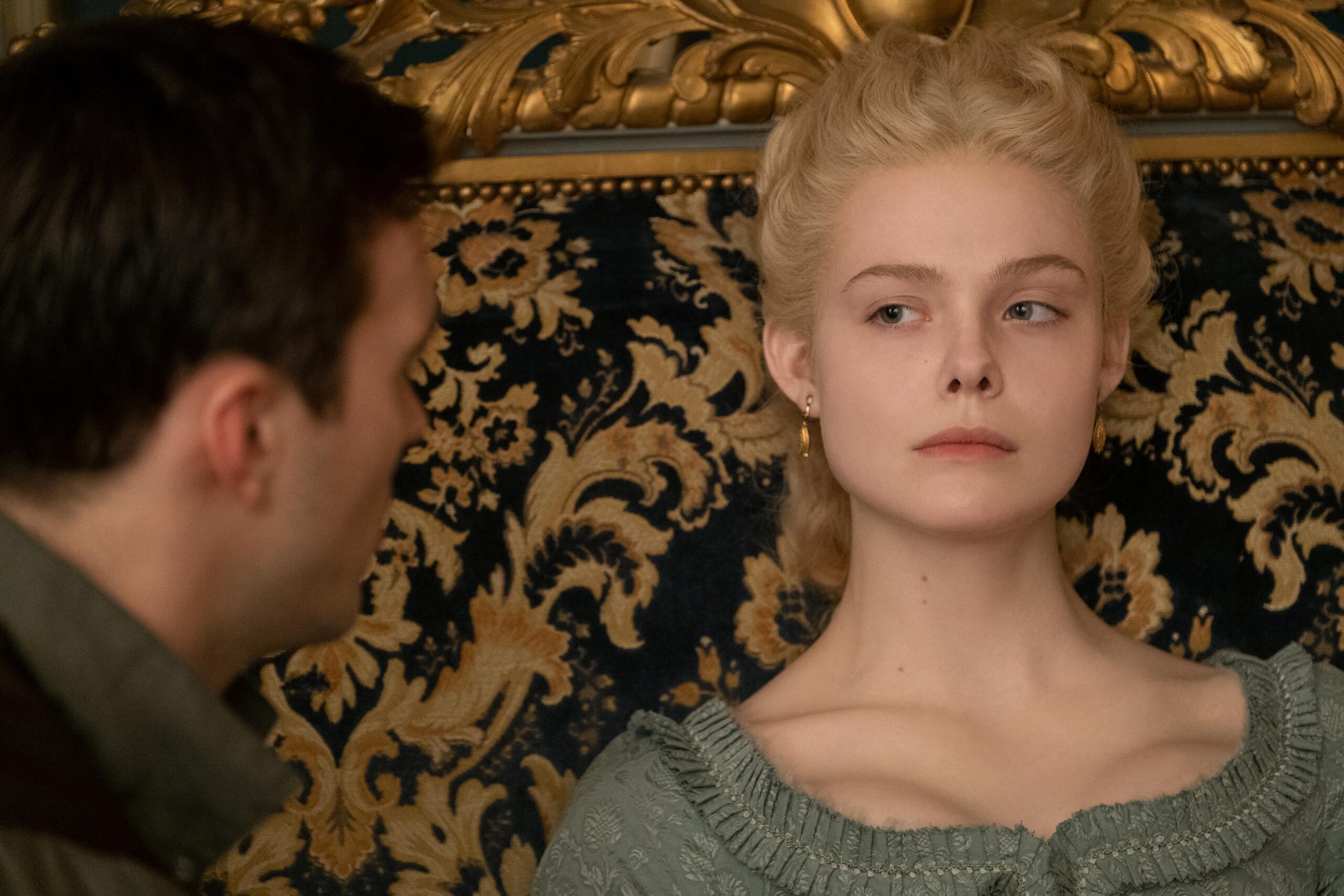 Elle Fanning is captivating in THE GREAT a Hulu original series QUEERGURU Elle Fanning is captivating in THE GREAT a Hulu original series QUEERGURU
